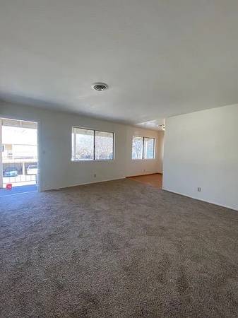 2BR/1BA Apartment · Lakeport photo 5
