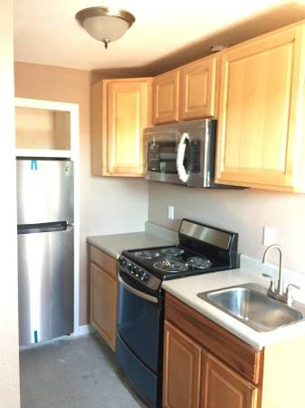 1BR/1BA Apartment · Morgan Hill photo 2