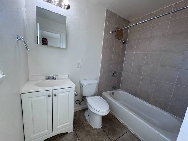 MacArthur Parks Apartments photo 4