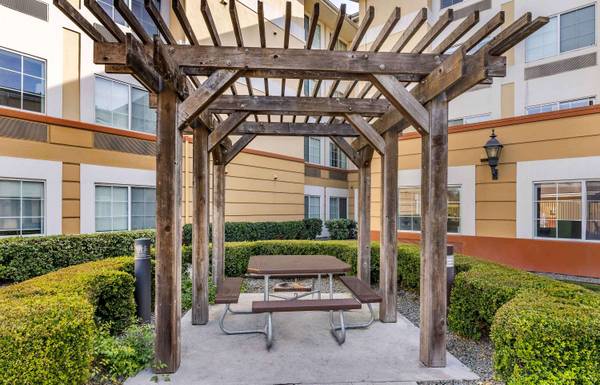 1BR/1BA Other on E Brokaw Road · San Jose photo 3