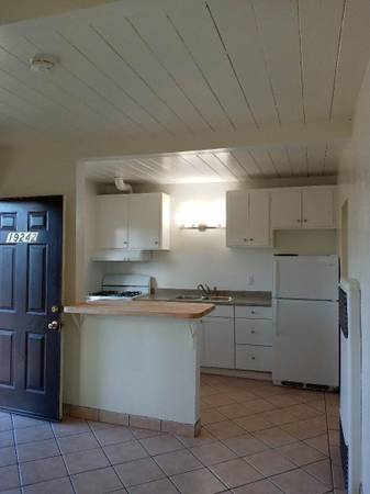 Gorgeous 3 Bedroom 2 bath Home for rent in San Lorenzo photo 3
