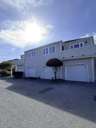 3BR/3BA Condo on Pointe Pacific · Daly City photo 2