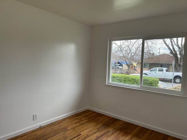 2BR/1BA Duplex · San Jose photo 5
