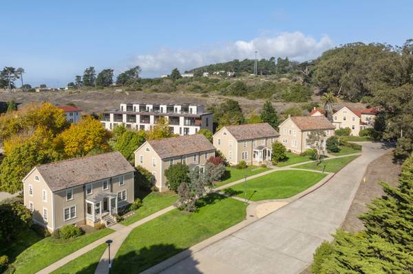 3BR/2BA Duplex · San Francisco photo 2