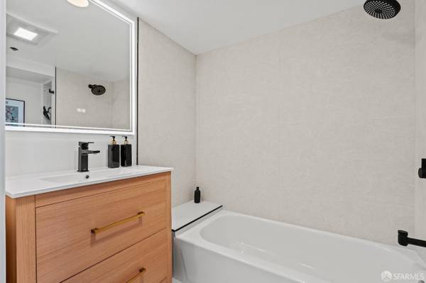 1BR/2BA Loft on Bryant St · San Francisco photo 3