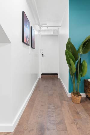 2BR/1BA Apartment on Columbia Square · San Francisco photo 4