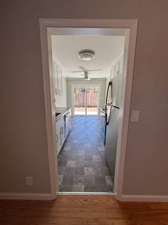 1BR/1BA Apartment · Menlo Park photo 4