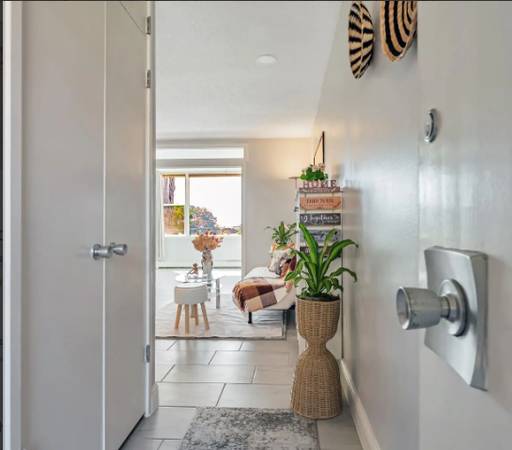1BR/1BA Condo on College Ave · Berkeley photo 3