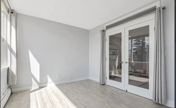 1BR/1BA Condo on College Ave · Berkeley photo 4