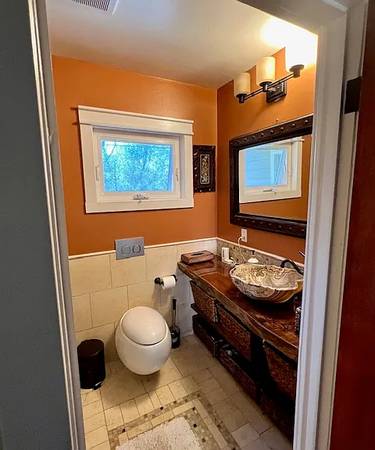 2BR/1BA Single Family House on Forrest Ave · Fairfax photo 3