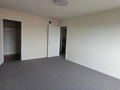 2BR/1BA Single Family House on White St · San Francisco photo 5