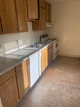 Apartments on Willow Pass Road · Concord photo 5