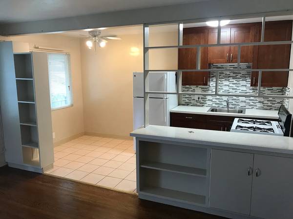1BR/1BA Apartment · Oakland photo 3