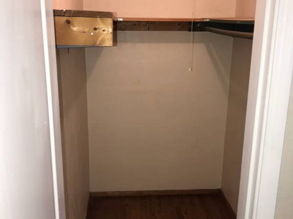 1BR/1BA Apartment · Oakland photo 5