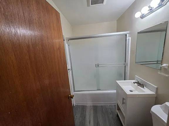 1BR/1BA Condo on Shelter Creek Ln · San Bruno photo 5