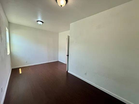 2BR/1BA Apartment on 52nd Ave · Oakland photo 4