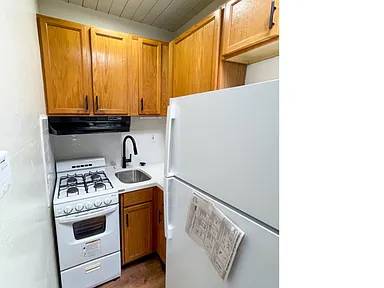 0BR/1BA Apartment on 3rd St · San Rafael photo 3