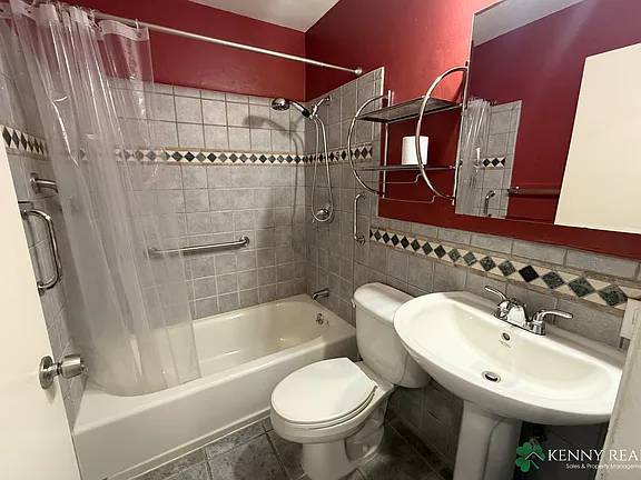 1BR/1BA Apartment · Daly City photo 3