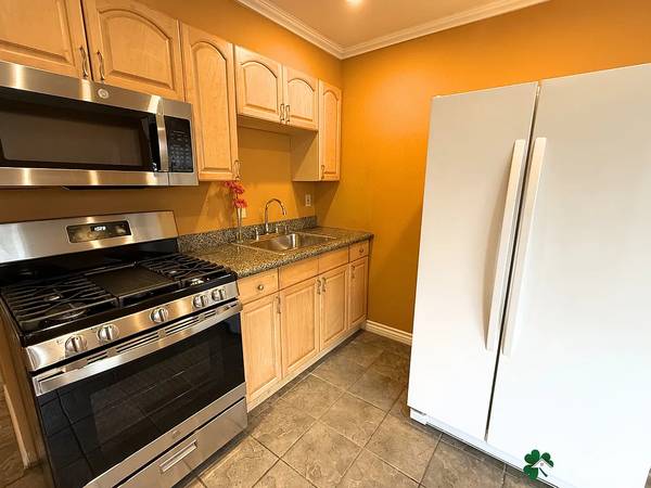 1BR/1BA Apartment · Daly City photo 4