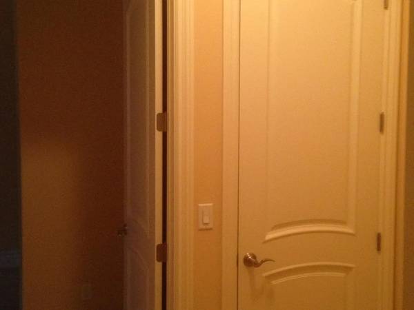 1BR/1BA Apartment · Mountain View photo 2