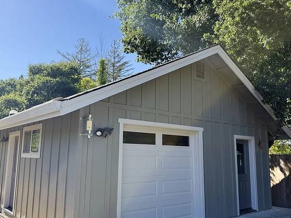 4 Bedroom 3 Bathroom Single Family Bennett Valley Home With 1 Bedroom 1 Bathroom Detached Adu photo 2