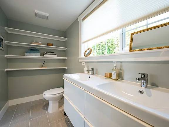 1BR/1BA Apartment · Berkeley photo 5