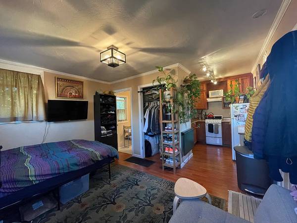 1BR/1BA Apartment · Berkeley photo 3
