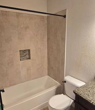 2BR/2BA Single Family House on Tammy Way · Santa Rosa photo 2