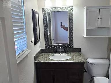 2BR/2BA Single Family House on Tammy Way · Santa Rosa photo 3