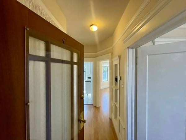 1BR/1BA Apartment on Fulton St · San Francisco photo 2