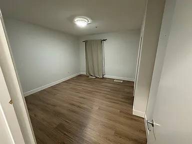 6466 Hollis St photo 5