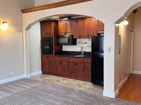 Apartments on Monterey Rd · Gilroy photo 2