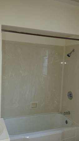 1BR/1BA Duplex on Willow St · Oakland photo 5