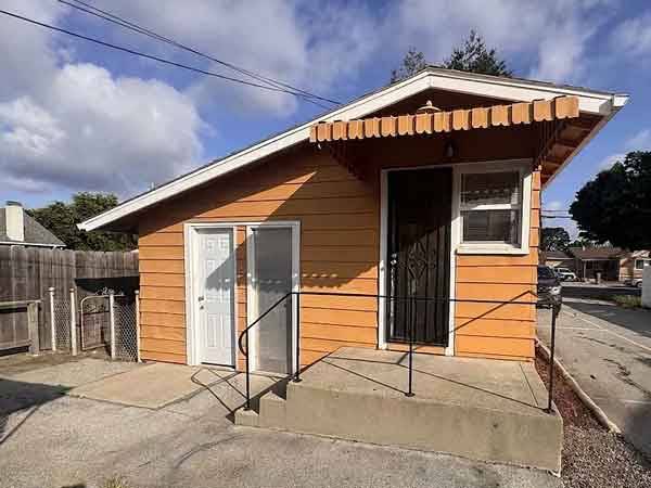 285-289 Sunset Blvd Hayward, CA 94541 photo 2