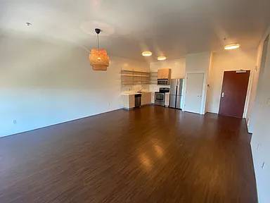 1201 Pine St Oakland, CA 94607 photo 4