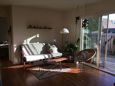 1BR/1BA Duplex on 1st St · Napa photo 3