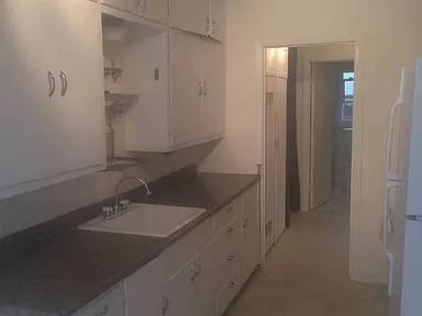 1BR/1BA Duplex on 1st St · Napa photo 4
