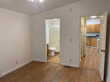 2BR/2BA Duplex on Soscol Ave · Napa photo 2