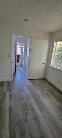 1BR/1BA Apartment on Hathaway Ave · Hayward photo 4