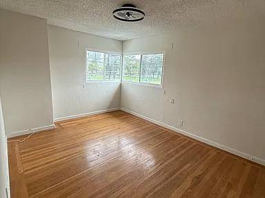 1BR/1BA Townhouse on W K St · Port Costa photo 5