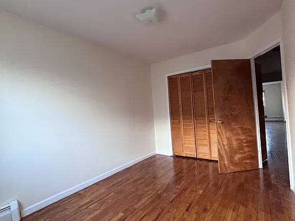 2BR/1BA Apartment on 33rd St · Astoria photo 5