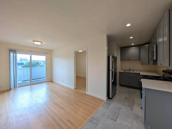 2404 Fulton Street, Berkeley, CA 94704 photo 2