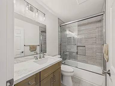 4BR/2BA Single Family House on Avalon Ave · San Francisco photo 4