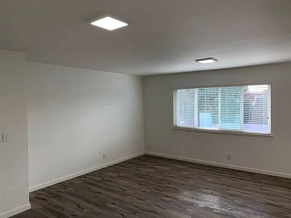 555 EDDY Apartments photo 3