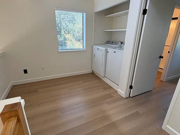 2BR/2BA Condo on Courtyards E · Windsor photo 2