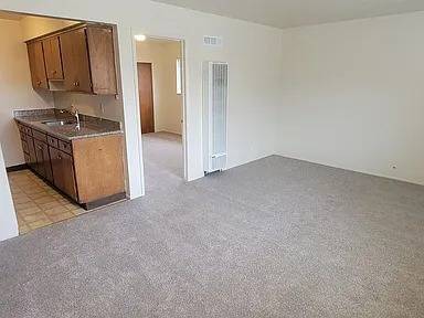 2BR/1BA Apartment · San Francisco photo 2