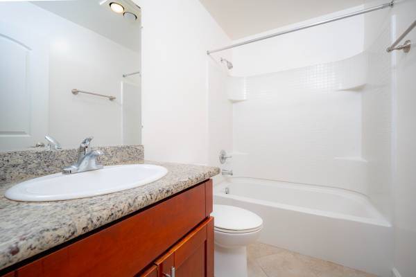 1BR/1BA Apartment · San Francisco photo 4