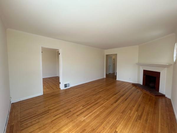 1BR/1BA Apartment · Redwood City photo 4