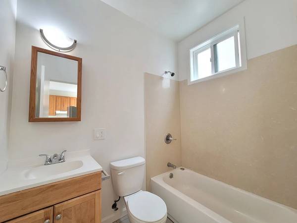 1BR/1BA Apartment · San Francisco photo 3