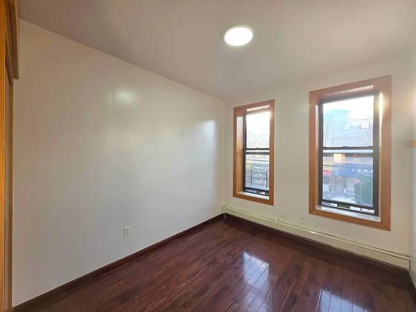 1BR/1BA Apartment on 8th Avenue · Brooklyn photo 4